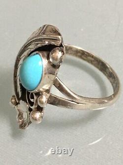 Vintage Navajo Ring Turquoise Sterling Silver Native Ethnic Tribal Jewelry S 7.5