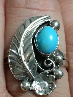 Vintage Navajo Ring Turquoise Sterling Silver Native Ethnic Tribal Jewelry S 7.5