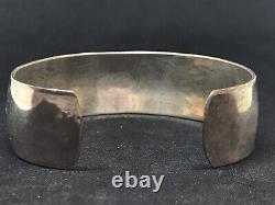 Vintage Navajo Signed M Arrow Cuff Bracelet Bison Decoration Sterling Silver