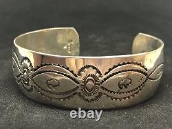 Vintage Navajo Signed M Arrow Cuff Bracelet Bison Decoration Sterling Silver