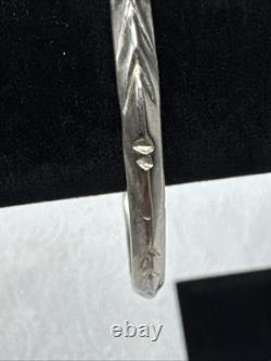 Vintage Navajo Signed Sterling Silver Etched Geometric Patterns Bangle Bracelet