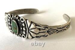 Vintage Navajo Sterling 925 Turquoise Hand Stamped Ladies Bracelet Cuff Patina