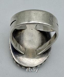 Vintage Navajo Sterling Silver. 925 & Turquoise Ring Size 8 1 Inch