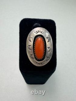 Vintage Navajo Sterling Silver Coral Ring Native American Statement Shadowbox