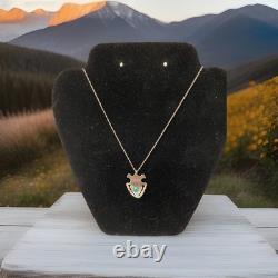 Vintage Navajo Sterling Silver Natural Turquoise Arrowhead Pendant Necklace 18
