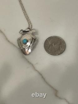 Vintage Navajo Sterling Silver Natural Turquoise Arrowhead Pendant Necklace 18