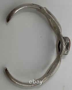 Vintage Navajo Sterling Silver Sandcast Coral Cuff-bracelet 6.25
