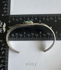 Vintage Navajo Turquoise Sterling Silver Cuff Bracelet 7 19 grams #217