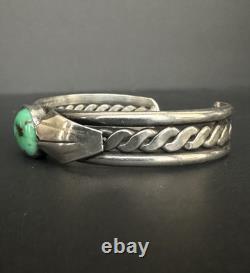 Vintage Navajo Turquoise Sterling Silver Wire Cuff Bracelet 6 26 grams #283