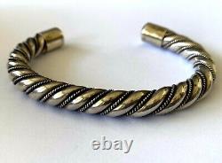 Vintage Navajo Twisted Rope Of Round Stock Tribal Bangle Bracelet Cuff Sterling