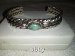 Vintage Navajo Twisted Wire Bracelet with #8 Spiderweb Turquoise