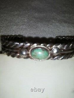 Vintage Navajo Twisted Wire Bracelet with #8 Spiderweb Turquoise