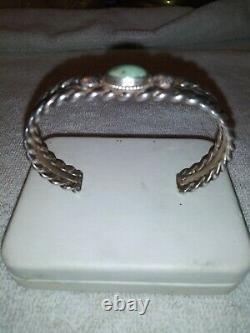 Vintage Navajo Twisted Wire Bracelet with #8 Spiderweb Turquoise