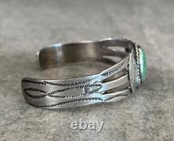 Vintage Old Native American Navajo Turquoise Sterling silver Bracelet
