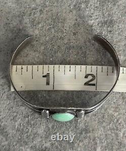 Vintage Old Native American Navajo Turquoise Sterling silver Bracelet