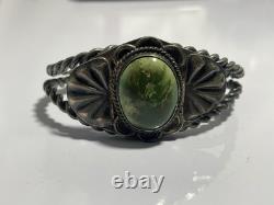 Vintage Old pawn Navajo Native American Turquoise Sterling Silver Cuff Bracelet