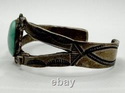 Vintage Old pawn Navajo Native American Turquoise Sterling Silver Cuff Bracelet