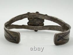 Vintage Old pawn Navajo Native American Turquoise Sterling Silver Cuff Bracelet