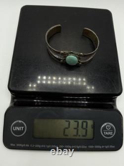 Vintage Old pawn Navajo Native American Turquoise Sterling Silver Cuff Bracelet