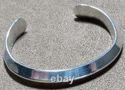 Vintage Signed Navajo Heavy Sterling Silver Carinated Knife Edge Cuff Bracelet