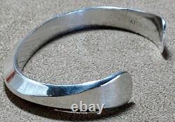 Vintage Signed Navajo Heavy Sterling Silver Carinated Knife Edge Cuff Bracelet