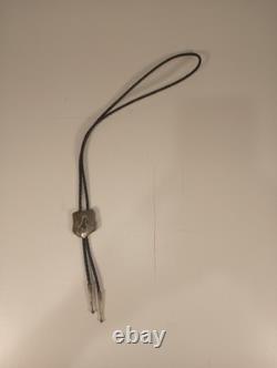 Vintage Southwestern/Navajo sterling silver Kokopelli Figure bolo tie