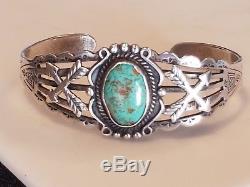 Vintage Sterling Silver NAVAJO Native American Turquoise Cuff Bracelet, Small