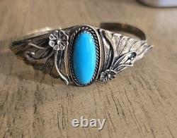 Vintage Sterling Silver & Turquoise Native American Cuff Bracelet