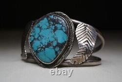 Vintager Navajo Native American Sterling Silver Turquoise Cuff Bracelet