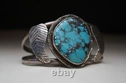 Vintager Navajo Native American Sterling Silver Turquoise Cuff Bracelet