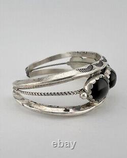Vtg Navajo Sterling Silver Black Onyx 1 Row Cluster Stamped Cuff Bracelet 33g
