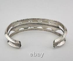 Vtg Navajo Sterling Silver Black Onyx 1 Row Cluster Stamped Cuff Bracelet 33g