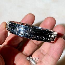 Vtg Southwest Roland Begay Navajo Sterling Silver Storyteller Bangle Bracelet